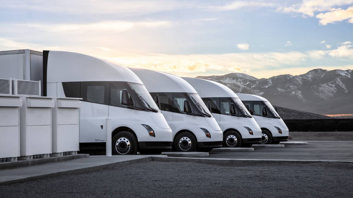 Tesla Semi 9