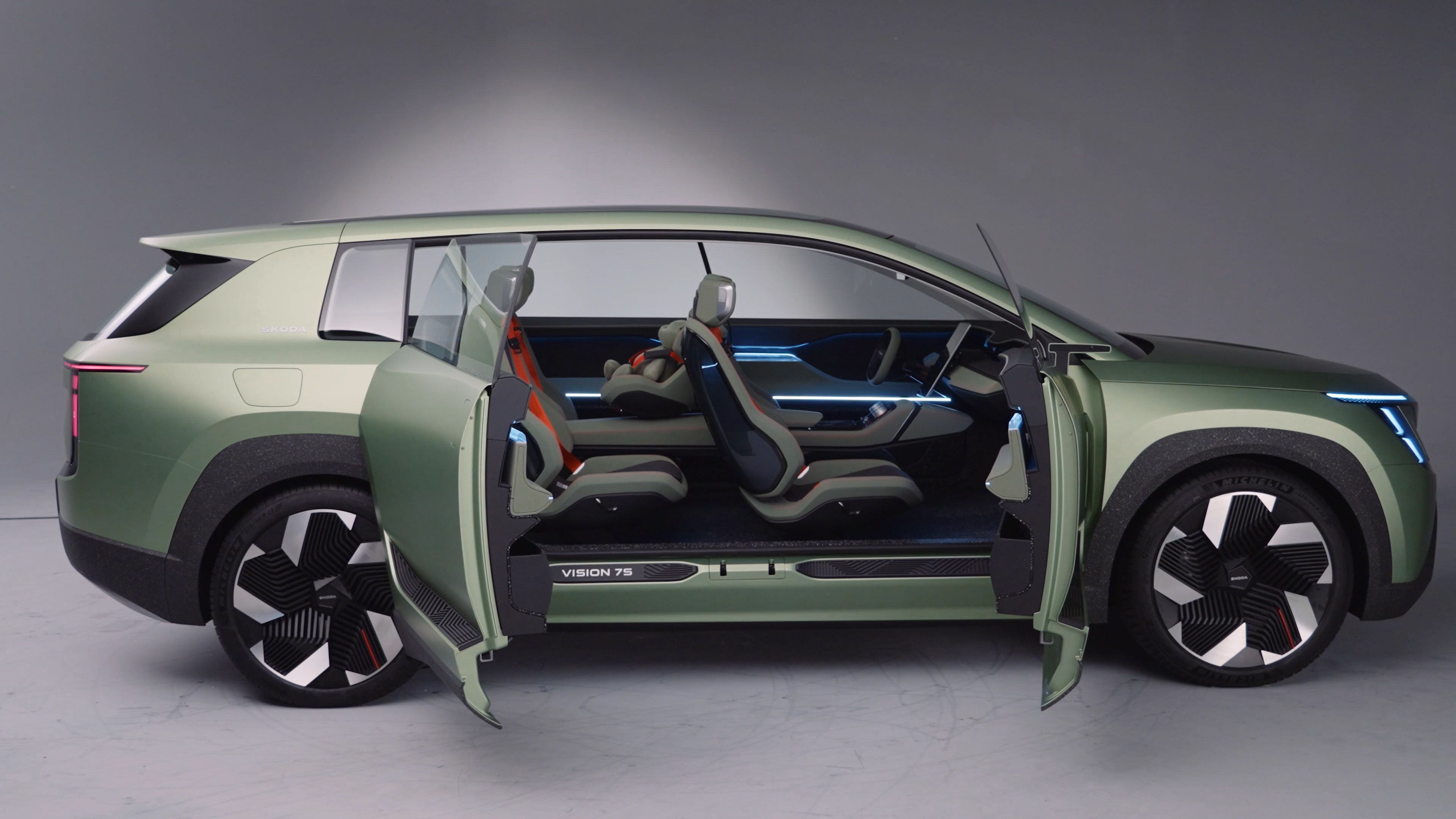 Skoda Vision 7S