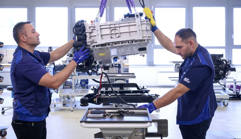 montaje fuel cell BMW montaje fuel cell BMW