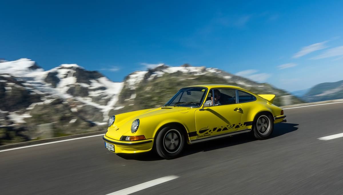 Porsche 911 RS 048