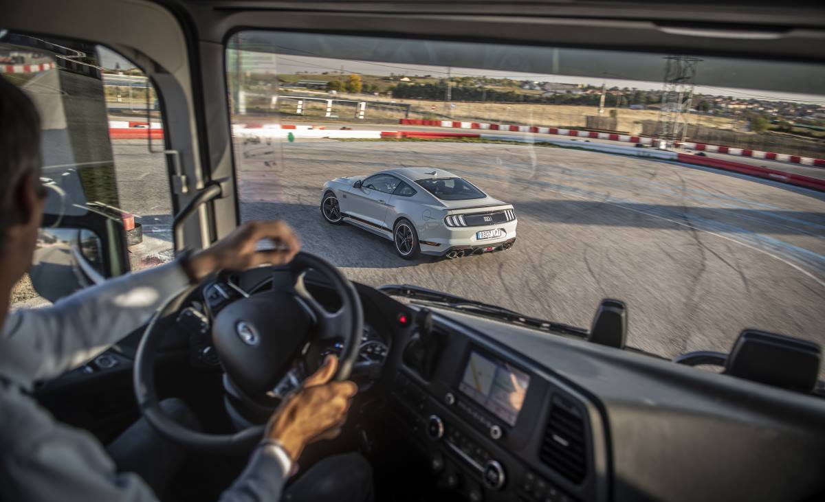 Prueba Blackline Oct1 Cabina&Mustang Dinamicadesdeinterior 1
