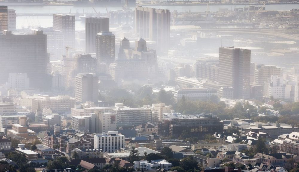 La contaminación del aire es algo a lo que estamos expuestos todos los días. La contaminación del aire es algo a lo que estamos expuestos todos los días.