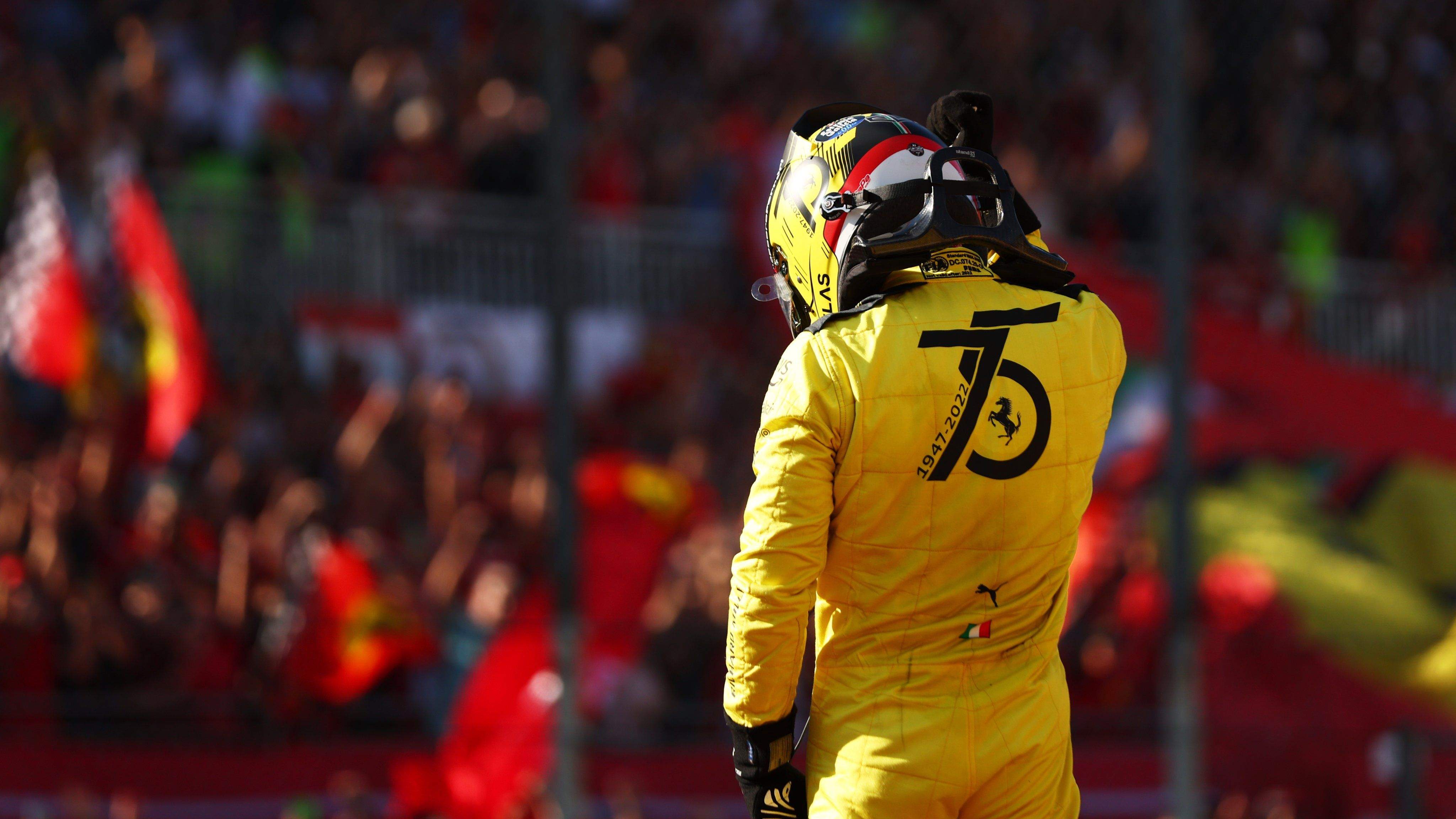 Pole position para Charles Leclerc (Ferrari) delante de los tifosi en Monza