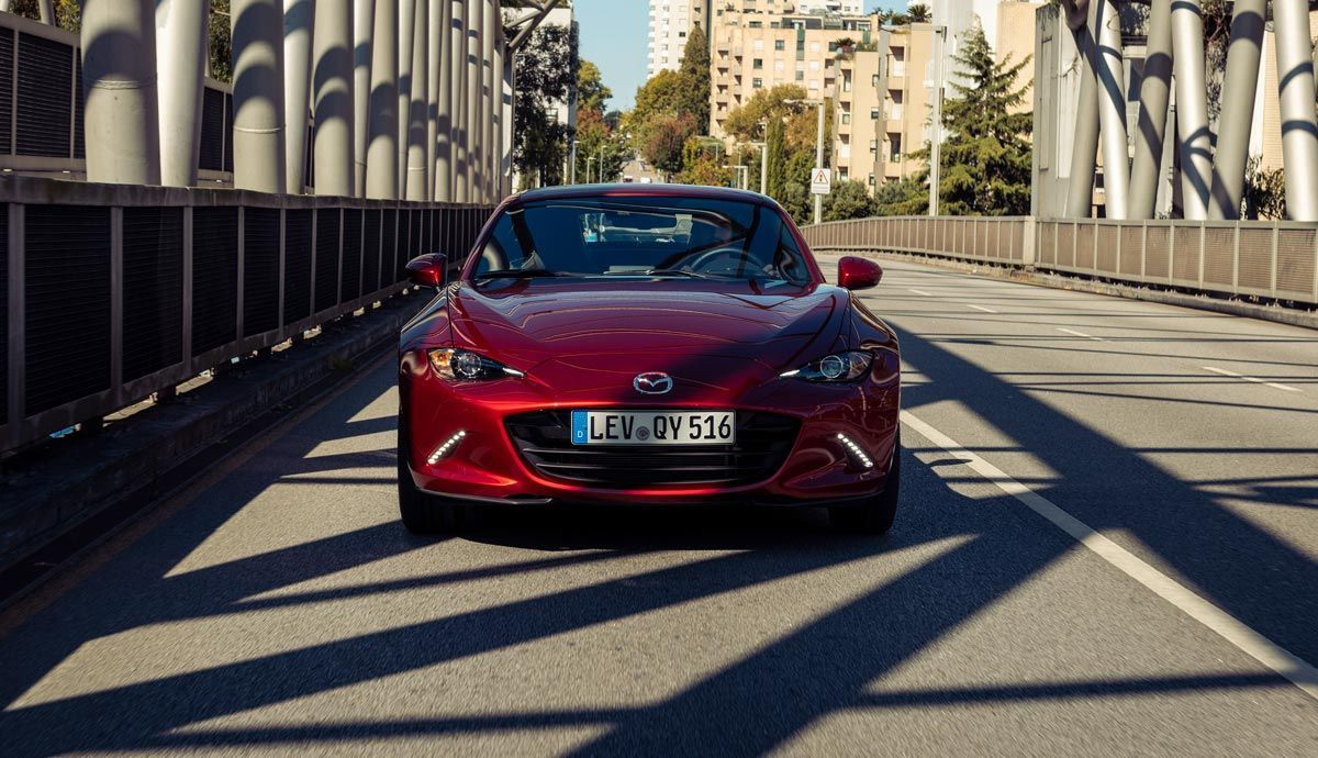 El Mazda MX 5 actualizó su gama en 2022 con interesantes novedades. El Mazda MX 5 actualizó su gama en 2022 con interesantes novedades.