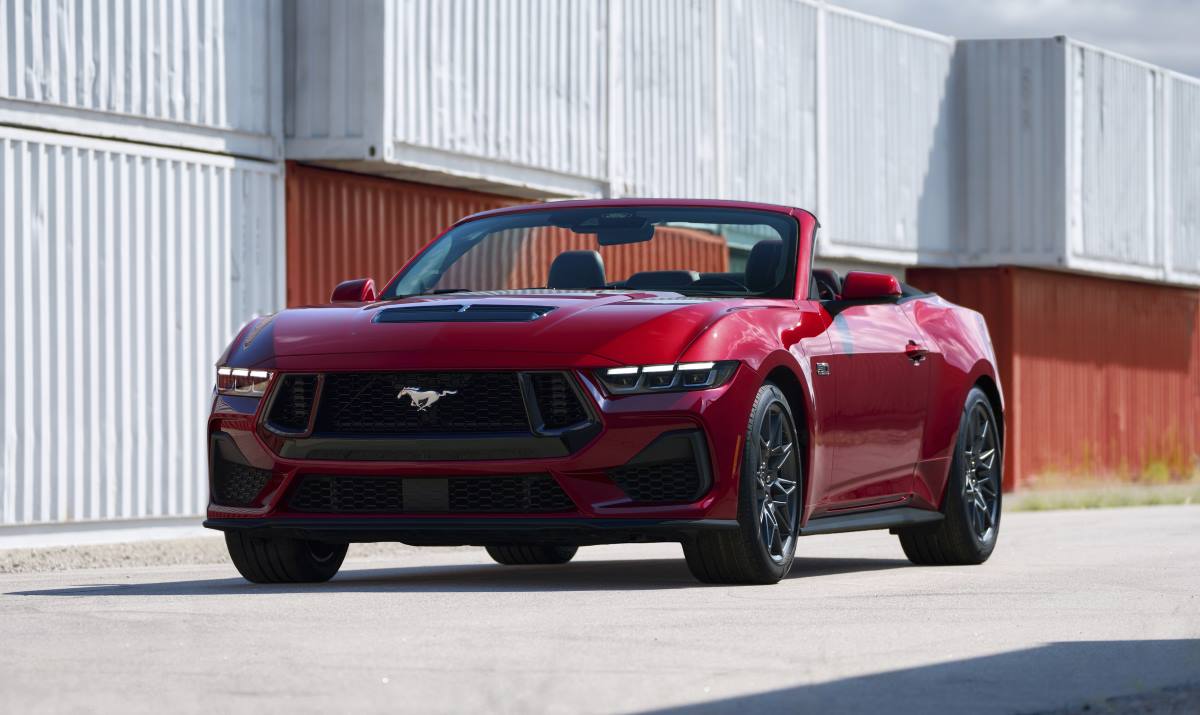NEW FORD MUSTANG 11