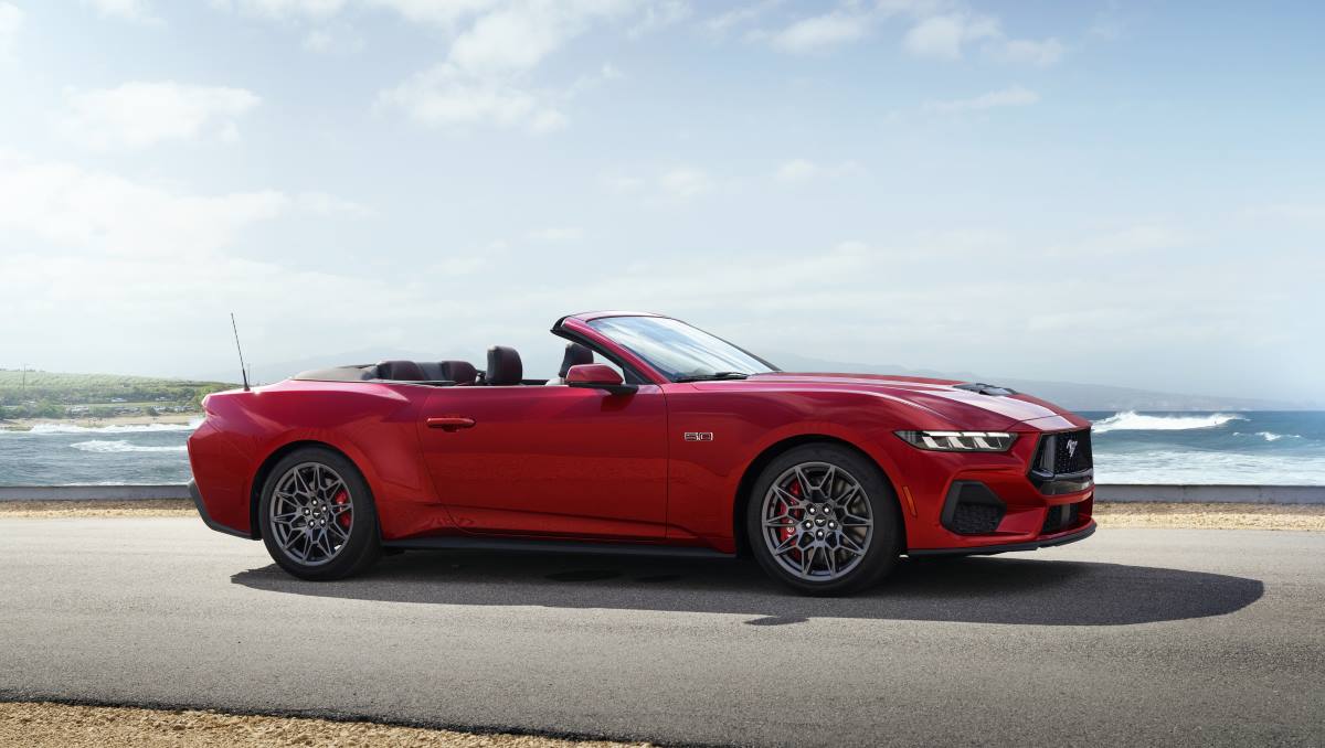 NEW FORD MUSTANG 12