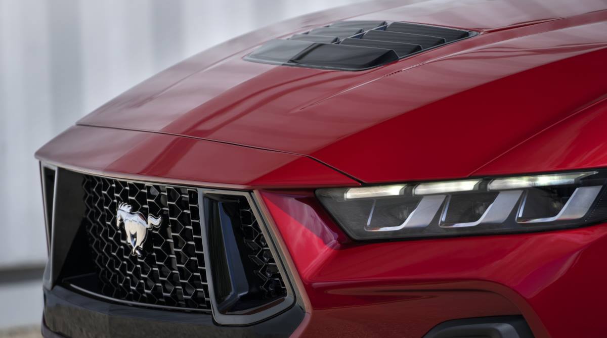 NEW FORD MUSTANG 13
