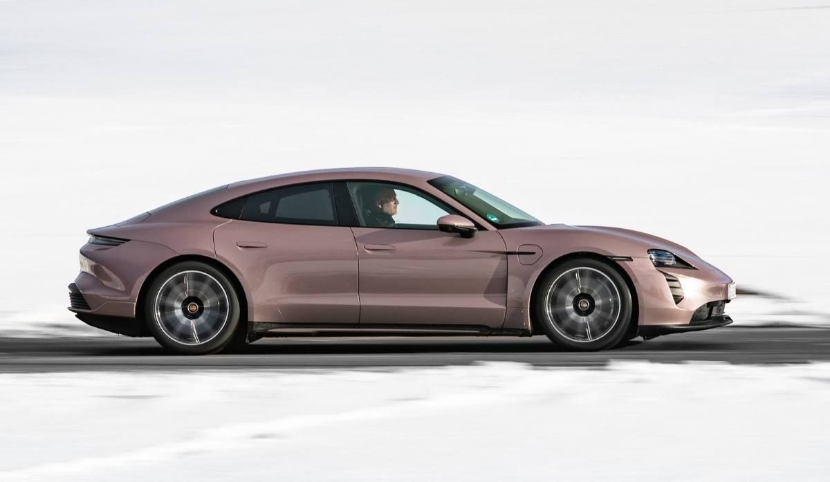 Porsche Taycan 2021 1600 4e