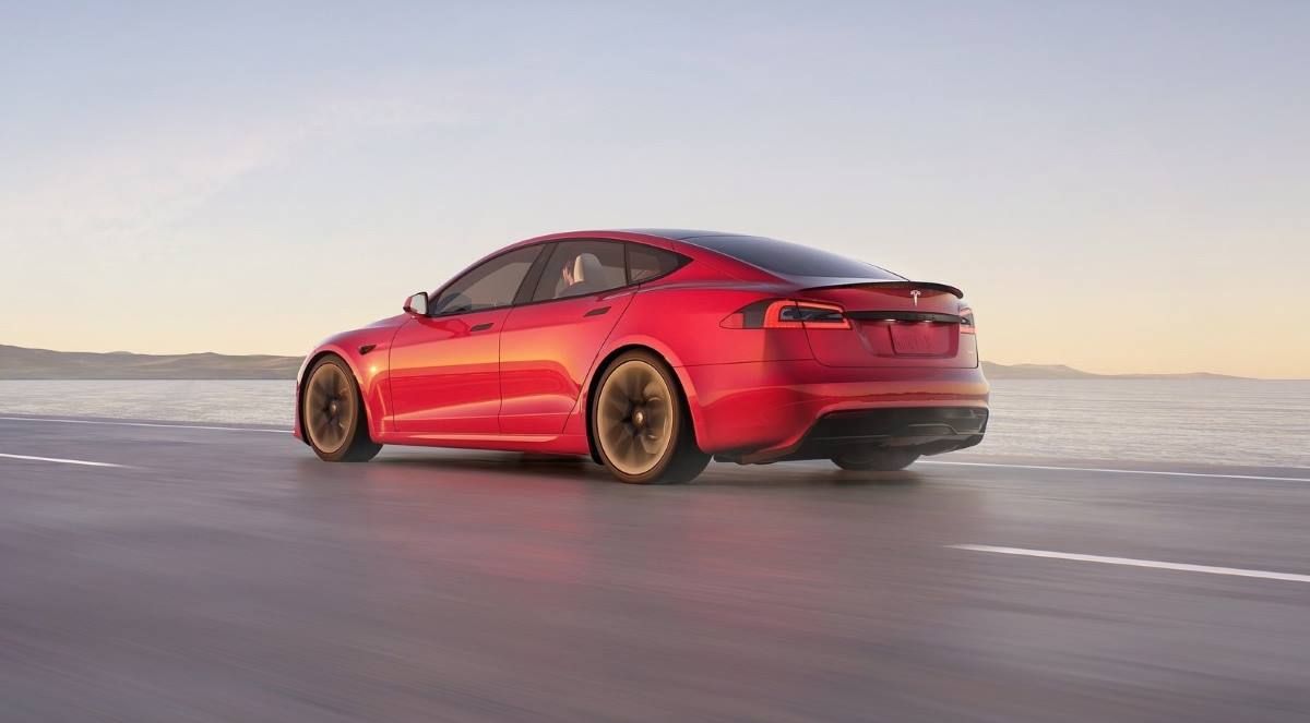 Tesla Model S 2021 1600 05