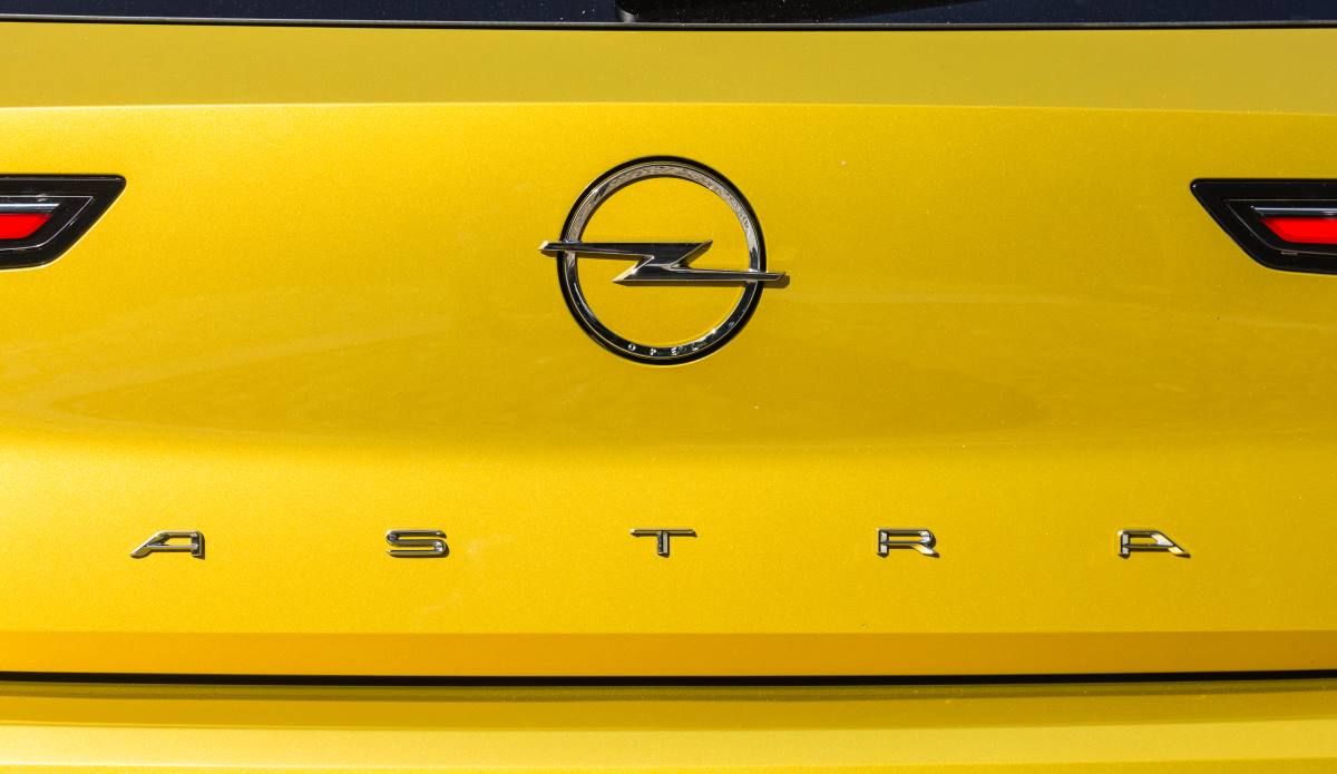 Opel Astra 1.2 Turbo 130 CV EAT8 10
