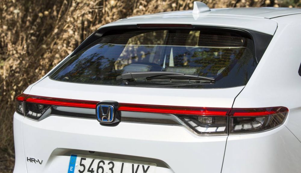 honda hr v 8 1 1000x575