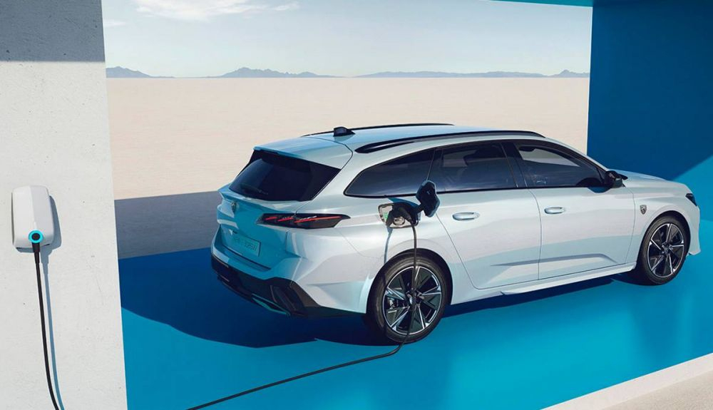 Peugeot e 308 SW 2023 2