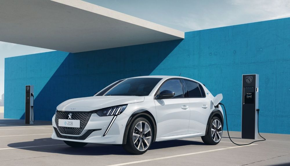 Peugeot e 208 2023, el nuevo coche eléctrico, con el motor del e 308 y con 400 km de autonomía