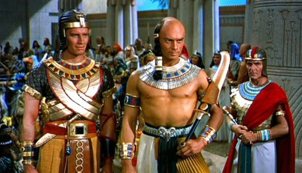 Una escena de la película Los Diez Mandamientos. Una escena de la película Los Diez Mandamientos.