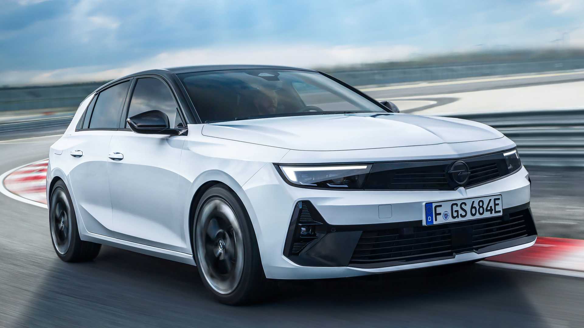 Opel Astra GSe 2023