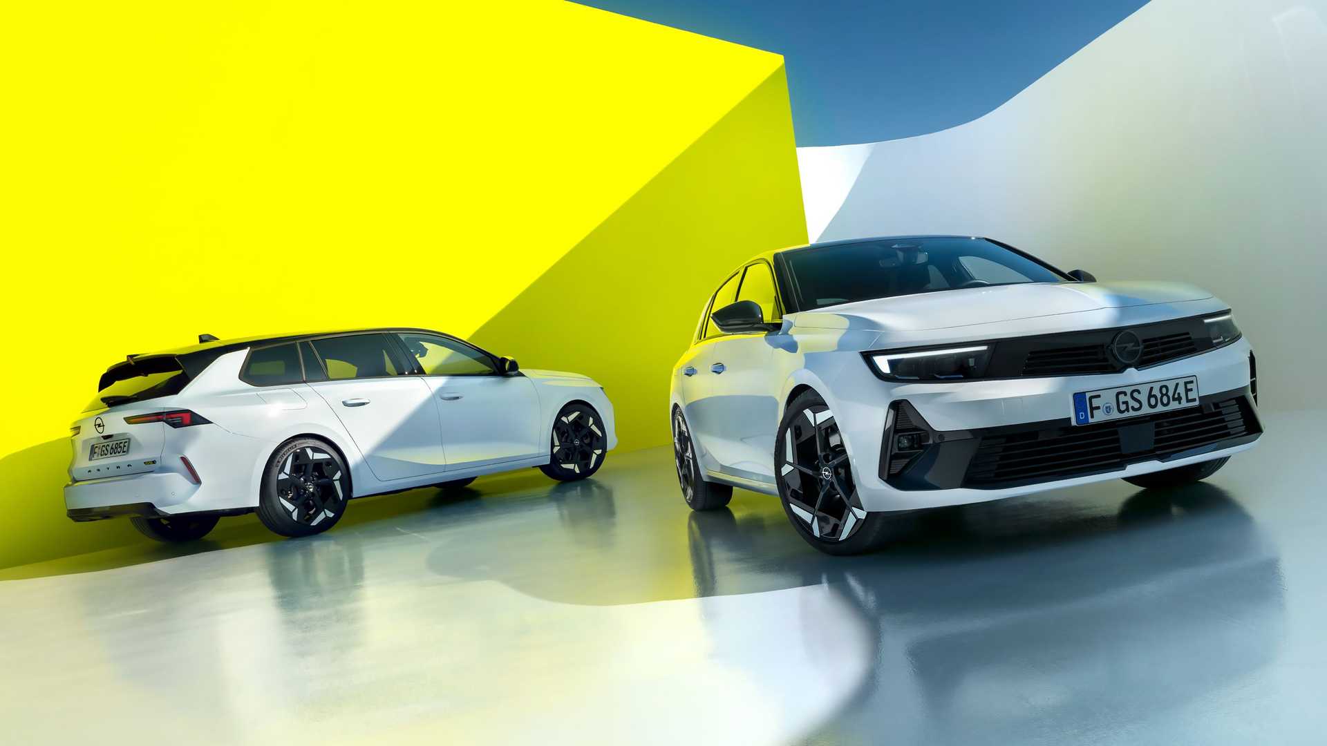 Opel Astra GSe 2023