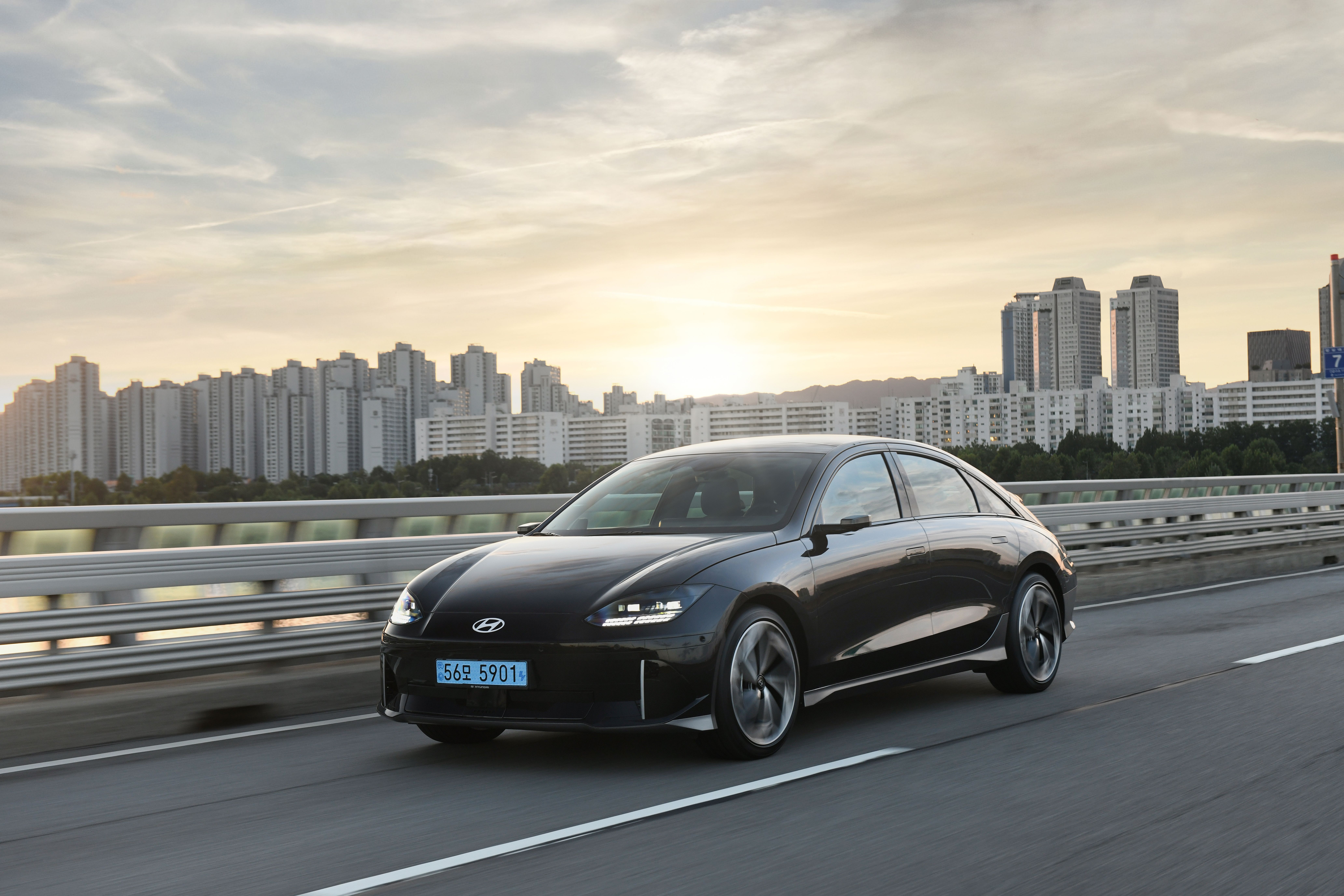 Hyundai Ioniq 6