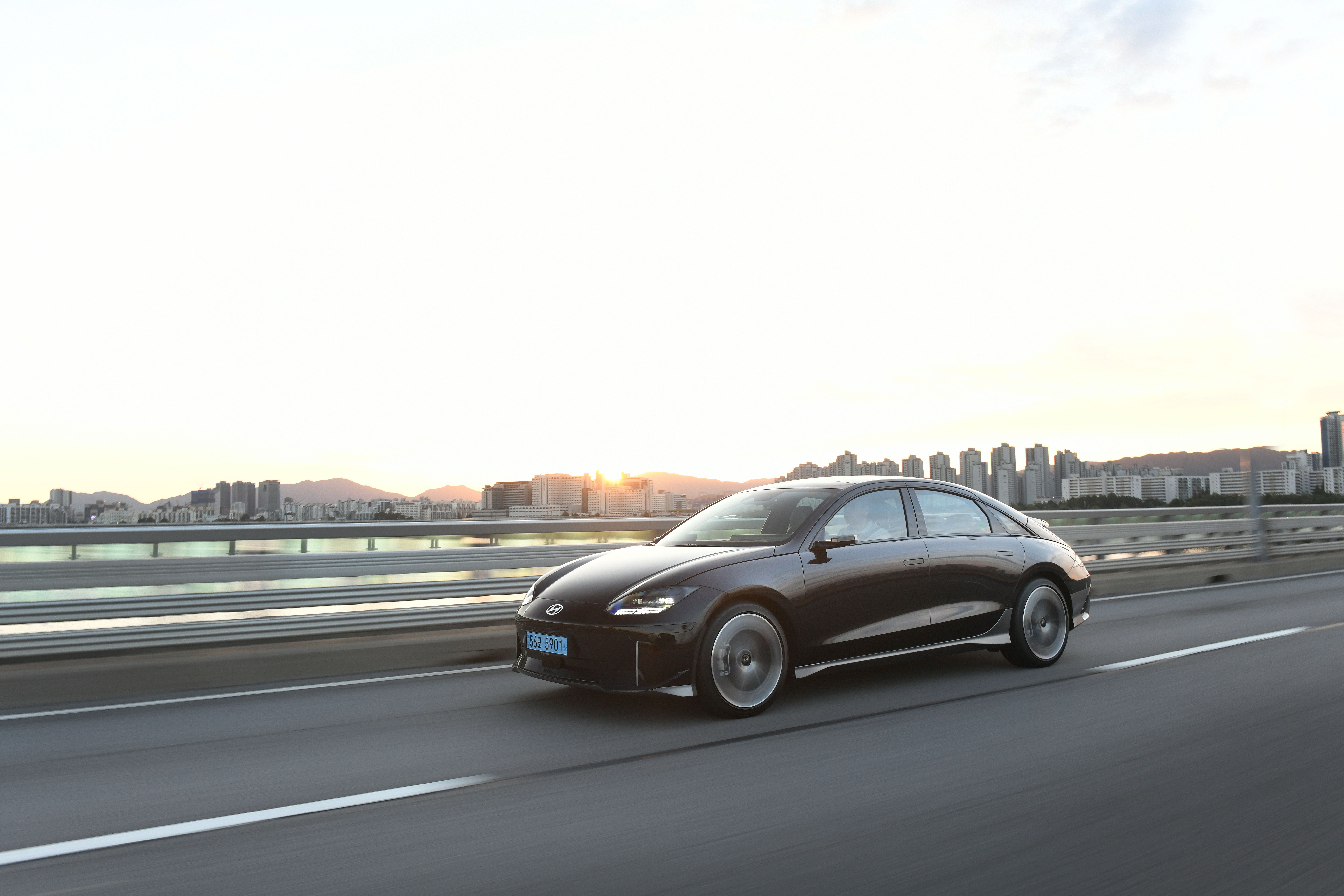 Hyundai Ioniq 6