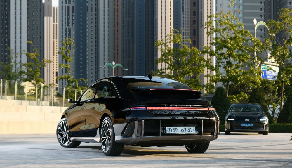 IONIQ 6 11 fb