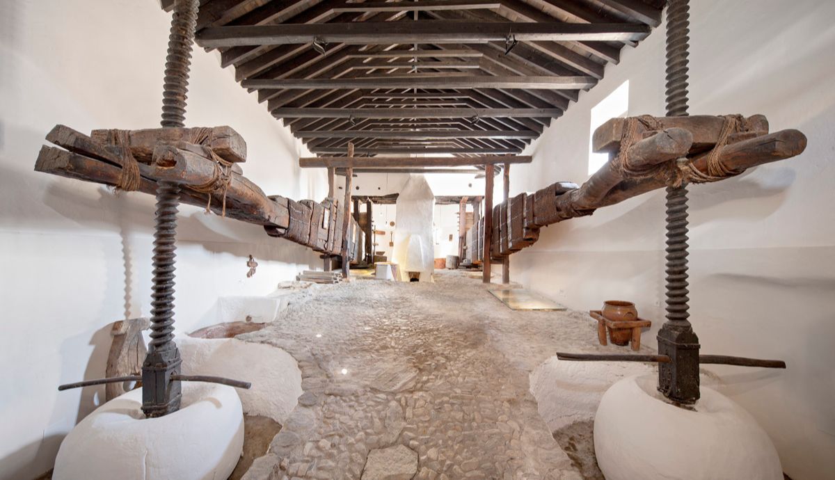 La almazara La Erilla se encuentra en el hermoso municipio de Nigüelas.