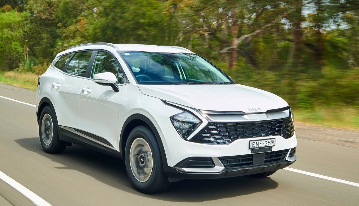 Los coches más buscados y su plazo de entrega, qué elegir, diésel, gasolina, híbrido o eléctrico