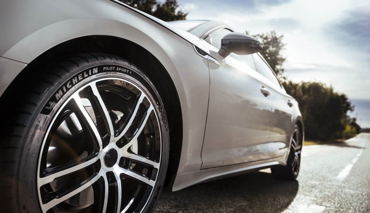 Evita estos 5 errores a la hora de elegir los neumáticos para tu coche
