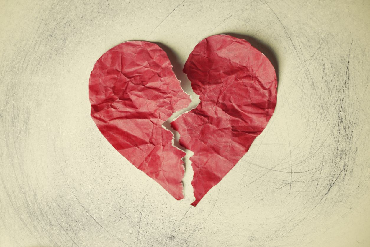 Los desencadenantes del síndrome del corazón roto son variados.