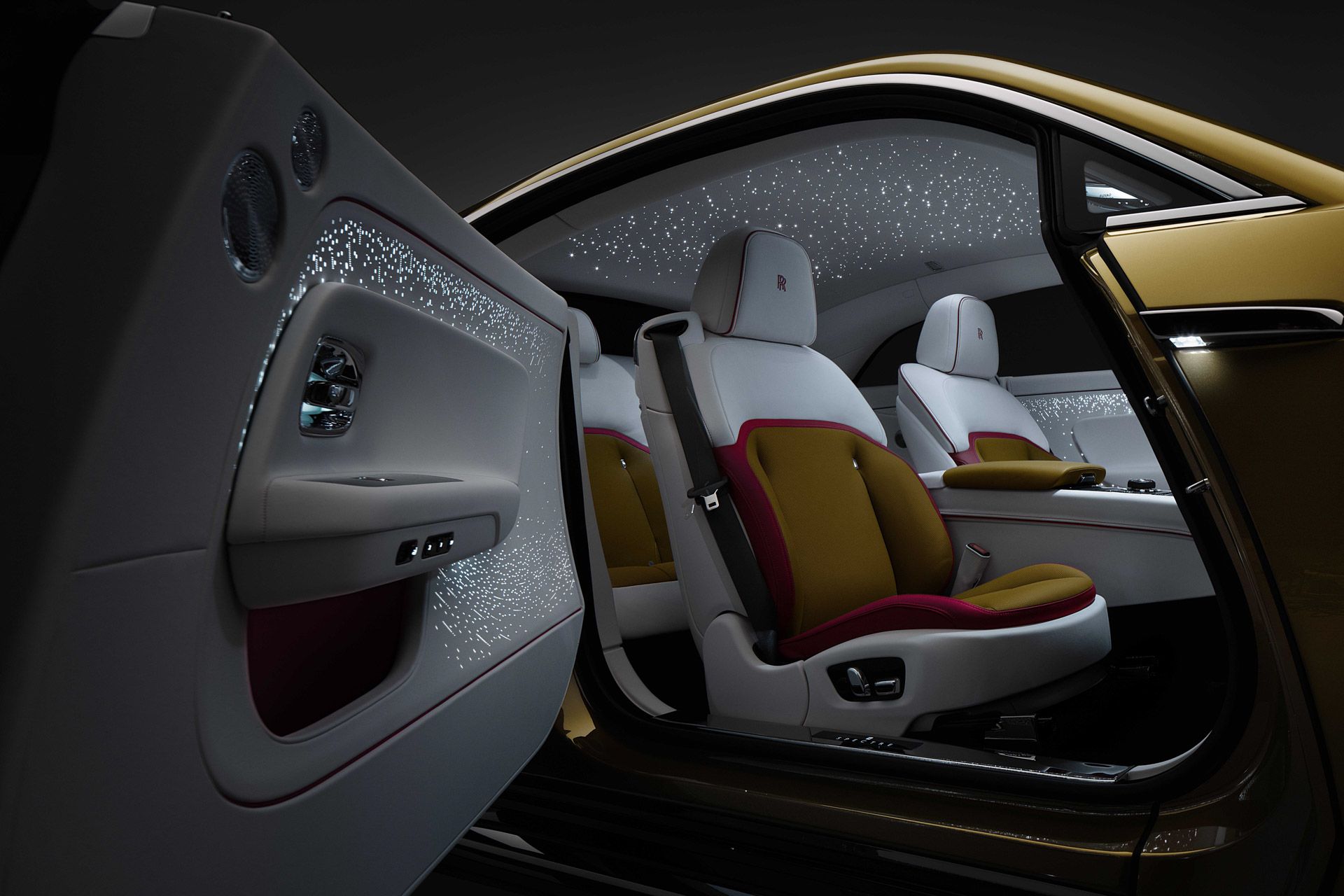 Rolls Royce Spectre interior (1)