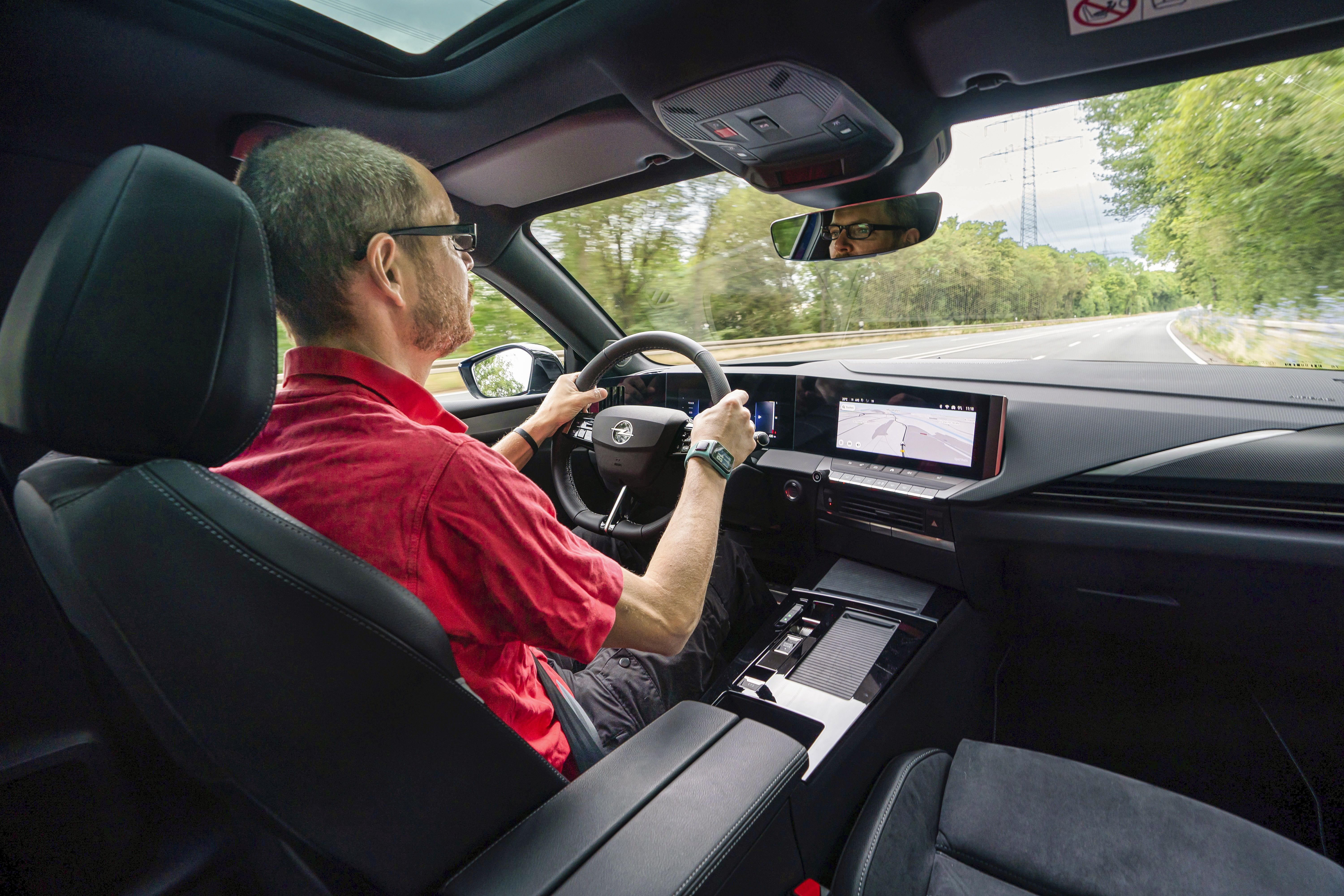 Opel Astra Sports Tourer PHEV 2023