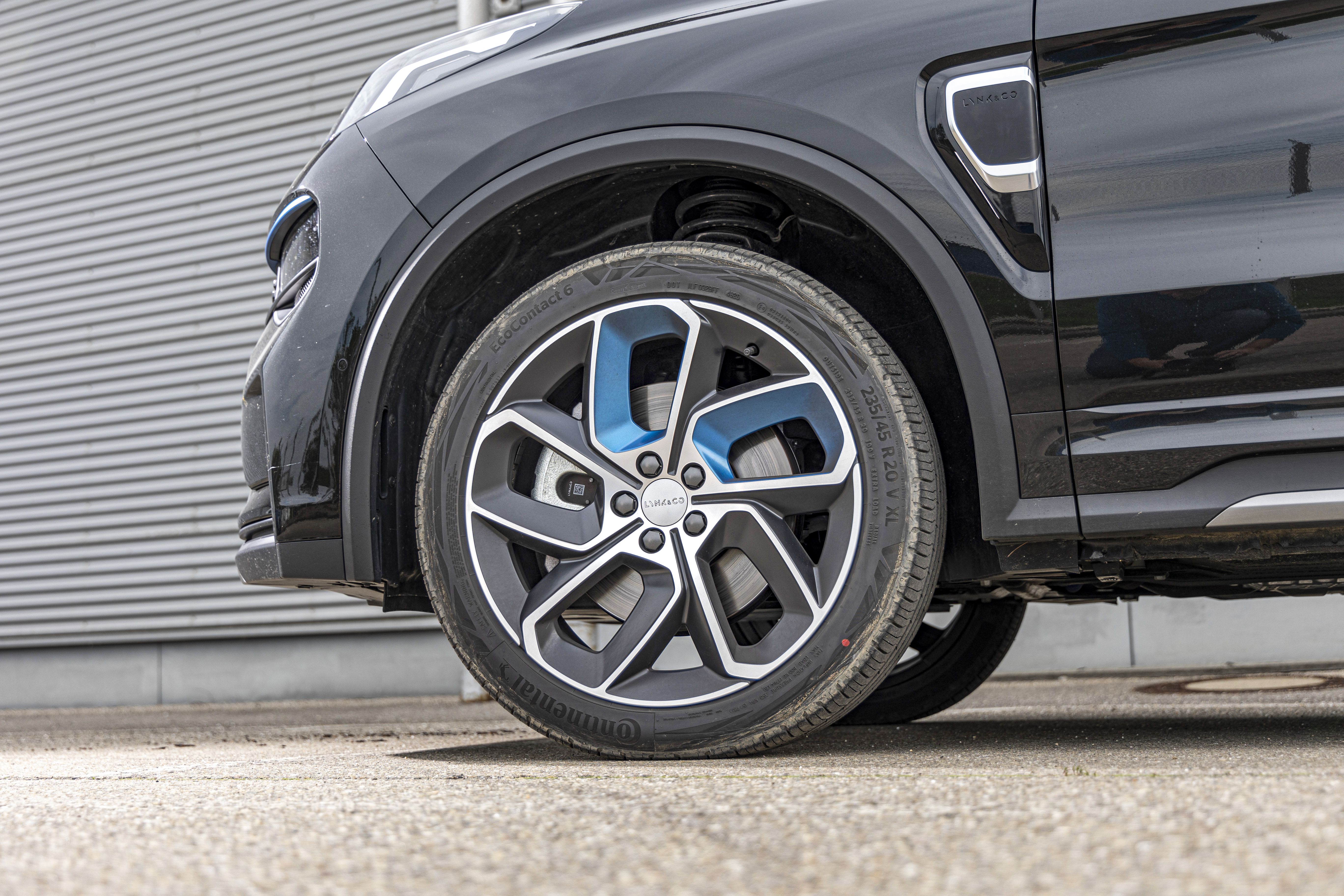 Lynk & Co 01