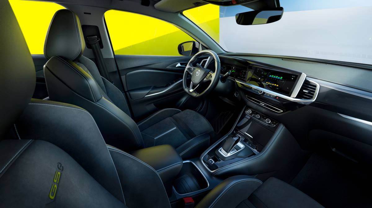 Opel Grandland GSe 8