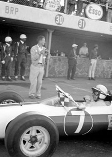 1 Surtees gana el título en la última vuelta en 1964 1 Surtees gana el título en la última vuelta en 1964
