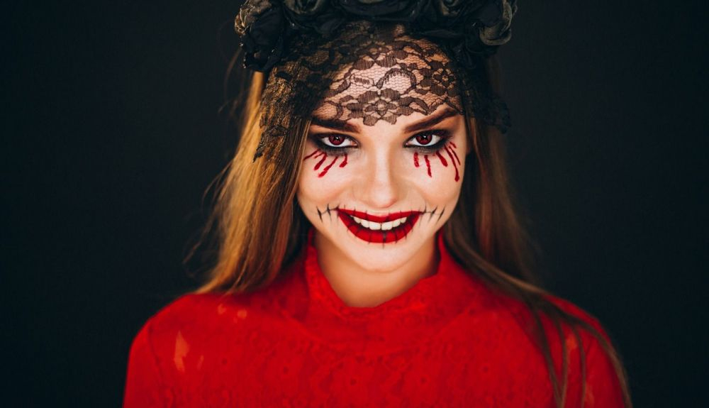 Muchos de estos complementos usados en Halloween se compran en comercios físicos y online no autorizados. Muchos de estos complementos usados en Halloween se compran en comercios físicos y online no autorizados.