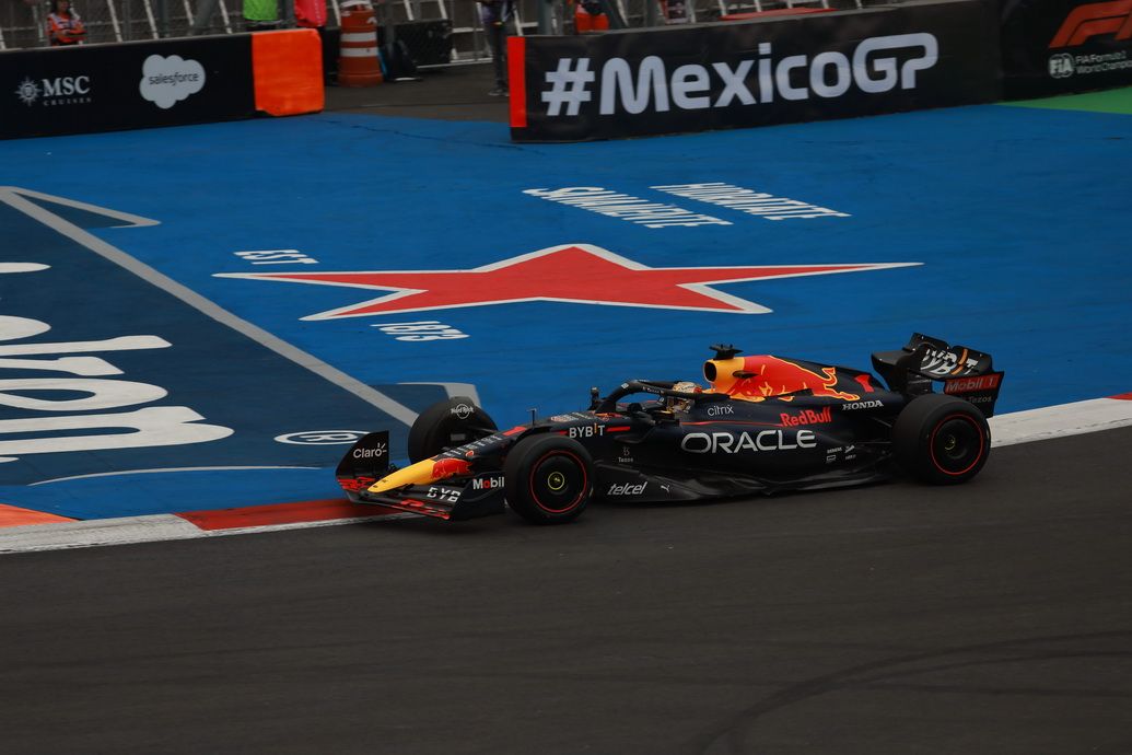 Pole position para Max Verstappen (Red Bull)