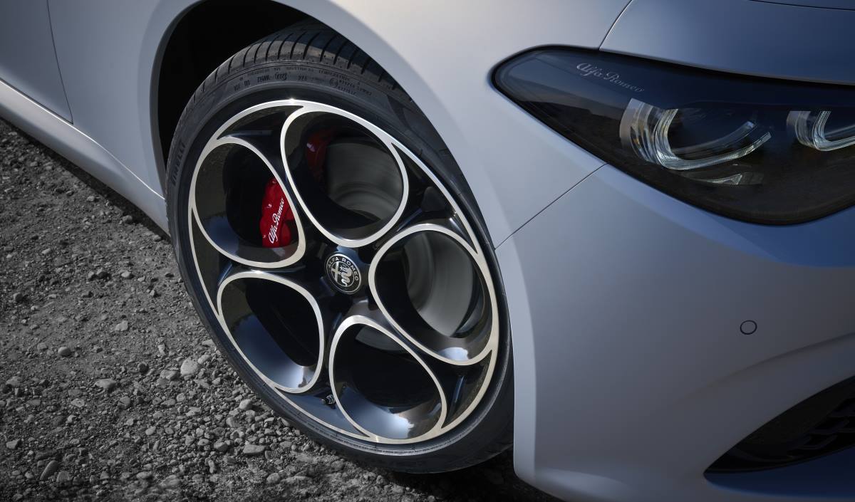 06 newgiulia dynamics 6359072367ed9 635a7354644d3
