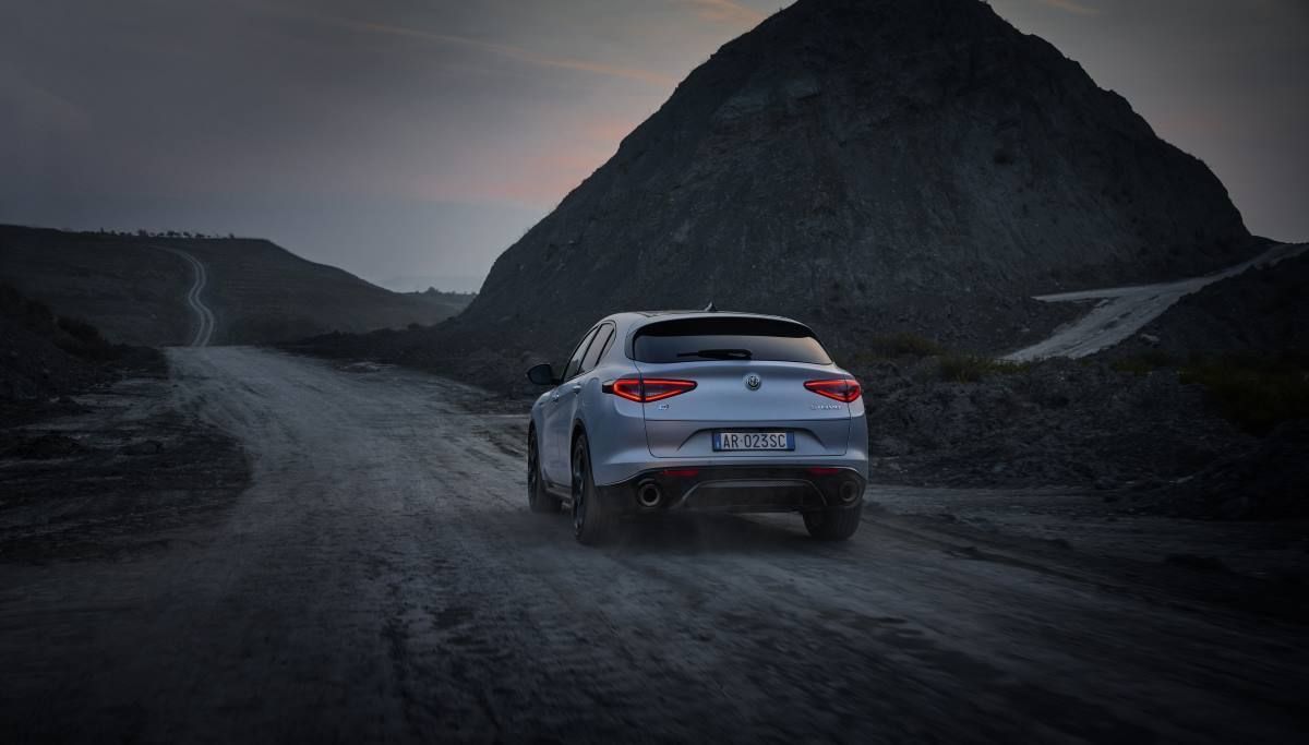 Alfa Romeo Stelvio y Giulia 2023 2
