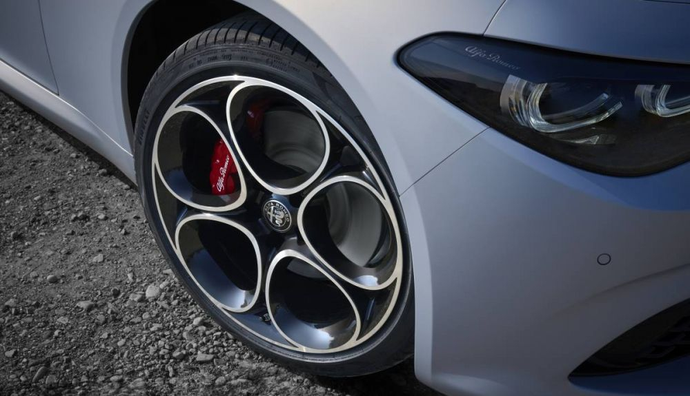 06 newgiulia dynamics 6359072367ed9 635a7354644d3