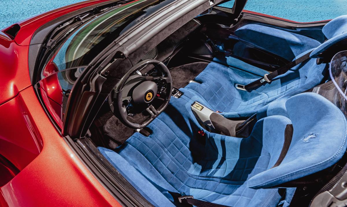 Ferrari Daytona SP3 Details070