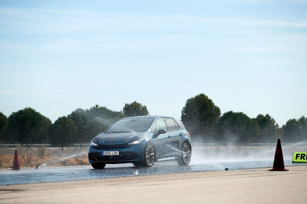 Probamos el Cupra Born e Boost (7)