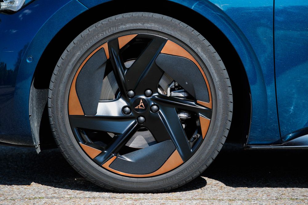 Cupra Born e Boost