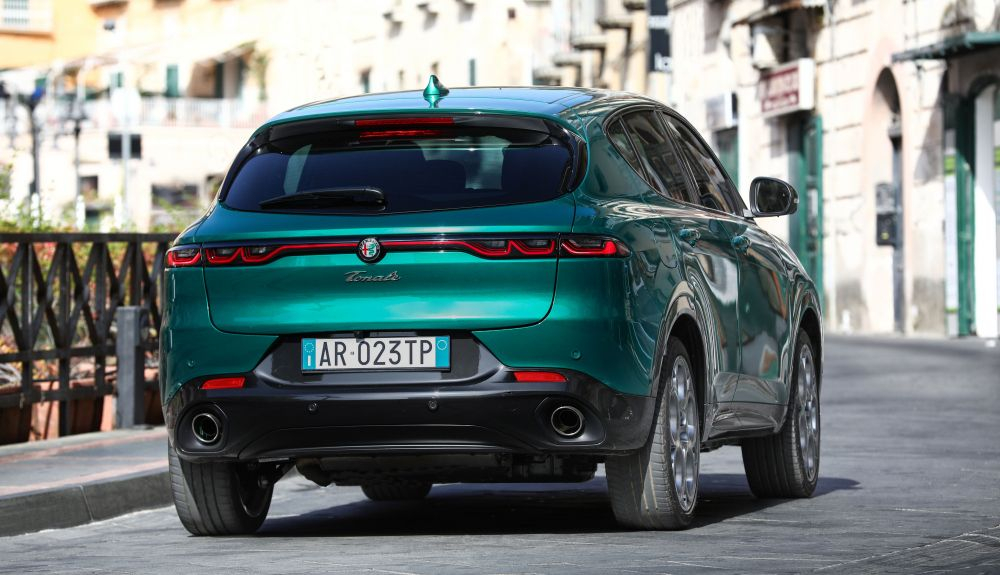 Alfa Romeo Tonale Plug In Hybrid Q4 Dynamic (13) Alfa Romeo Tonale Plug In Hybrid Q4 Dynamic (13)