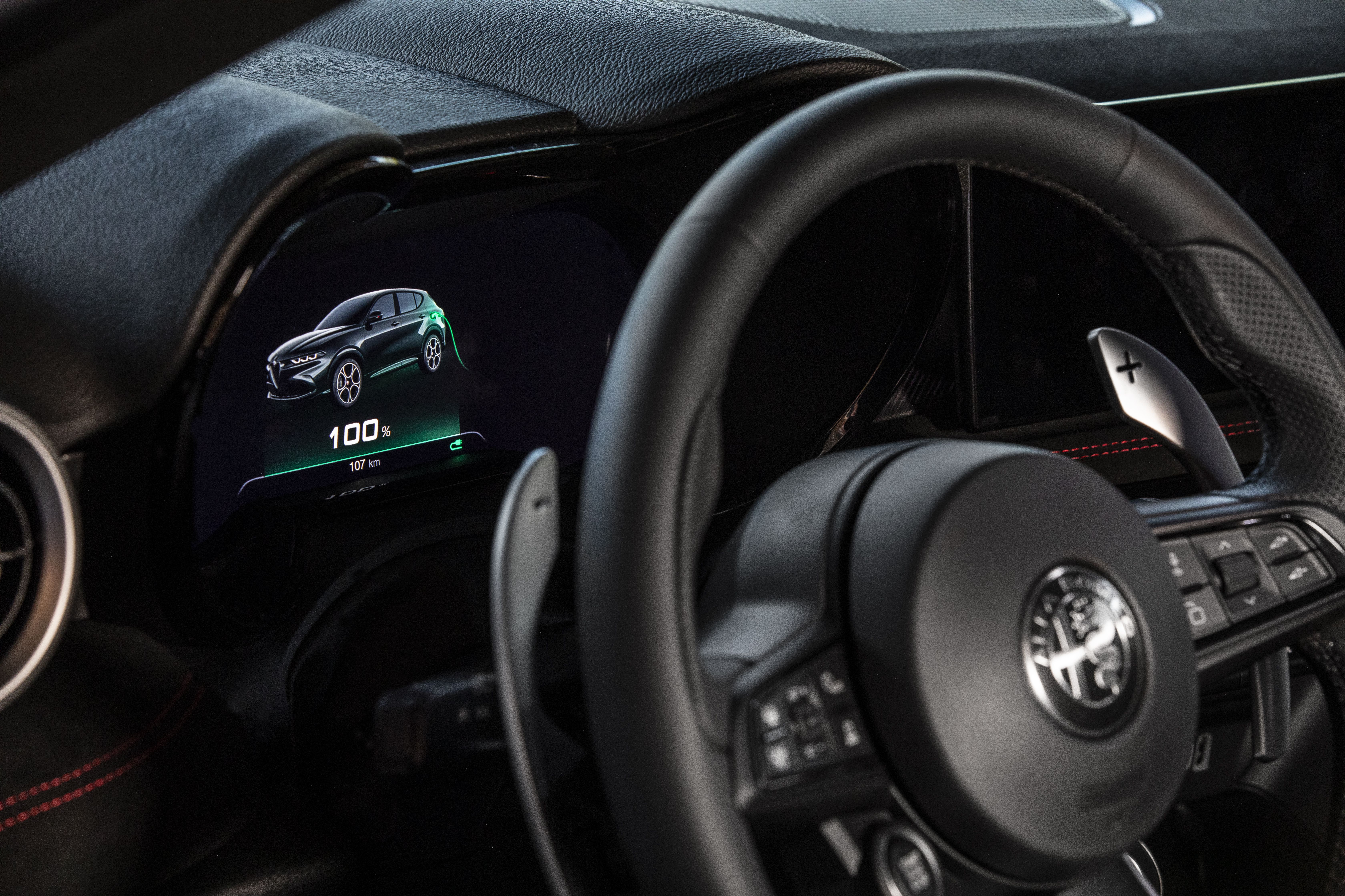 Alfa Romeo Tonale Plug In Hybrid Q4   Interior (14)