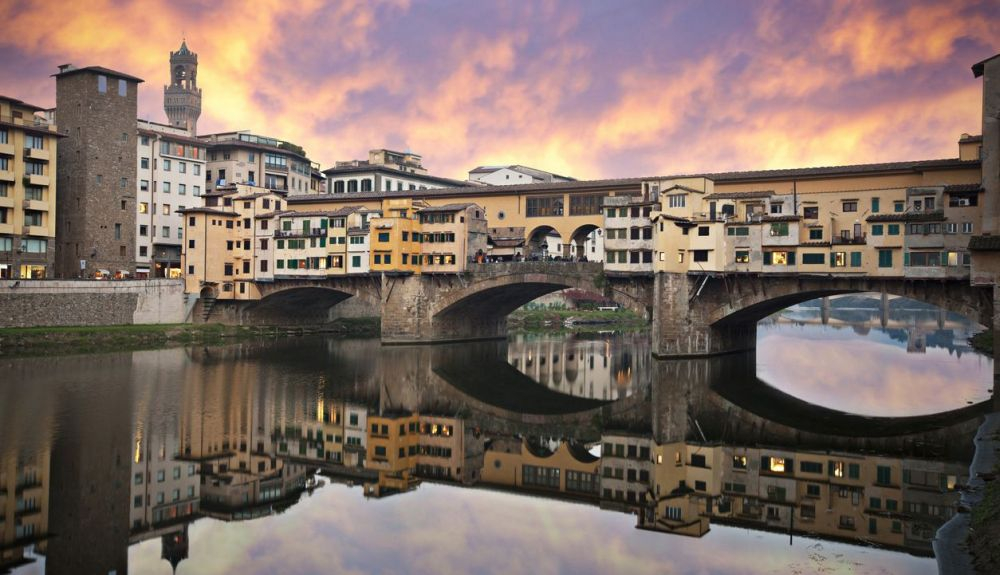 El Ponte Vecchio es una de las imágenes más fotografiadas de Florencia. El Ponte Vecchio es una de las imágenes más fotografiadas de Florencia.