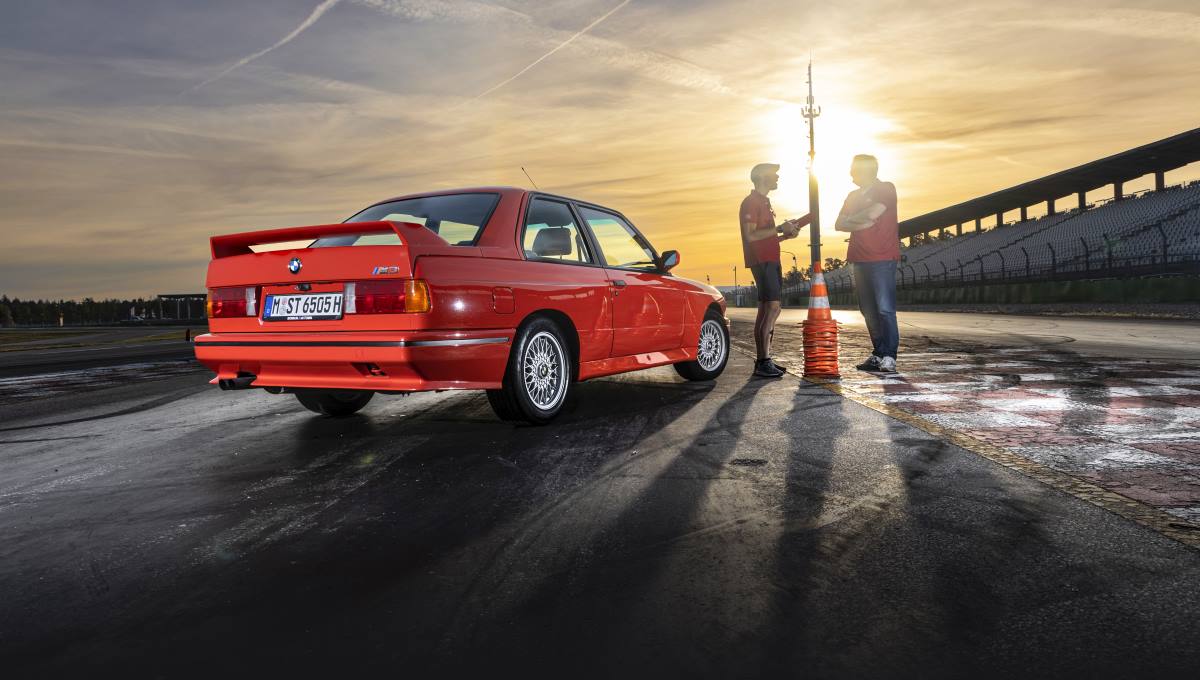 BMW M3 1987 (2)