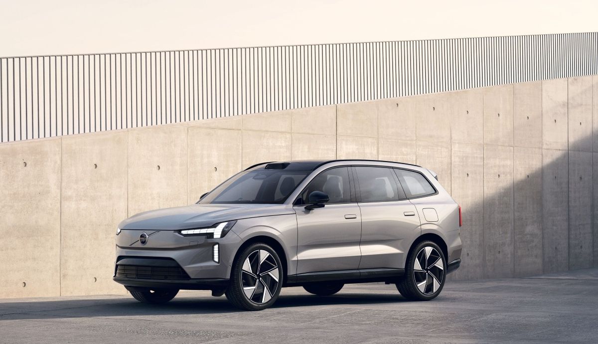 Volvo EX90 y el nuevo buque insignia de Volvo, este SUV, se hizo aún más seguro e informatizado
