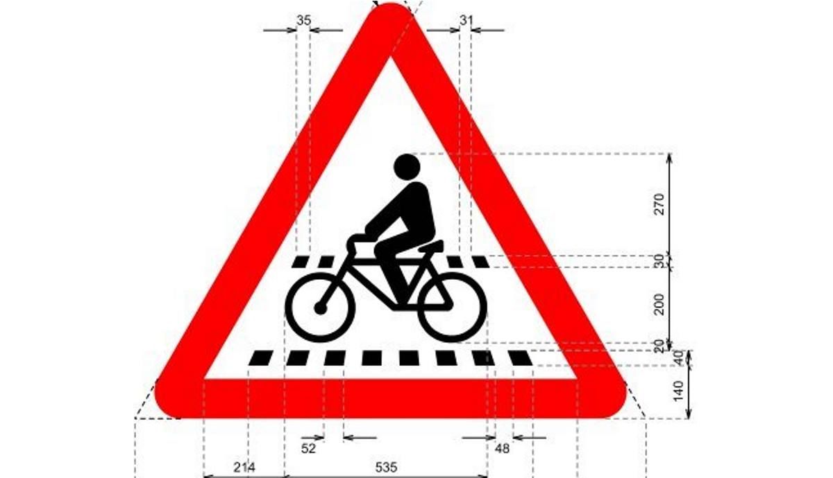 P22a Peligro proximidad uno o varios pasos ciclistas