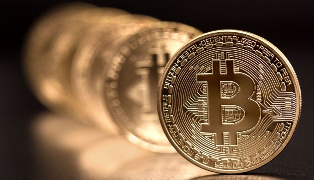 El bitcoin es un dinero virtual cada vez más popular. El bitcoin es un dinero virtual cada vez más popular.