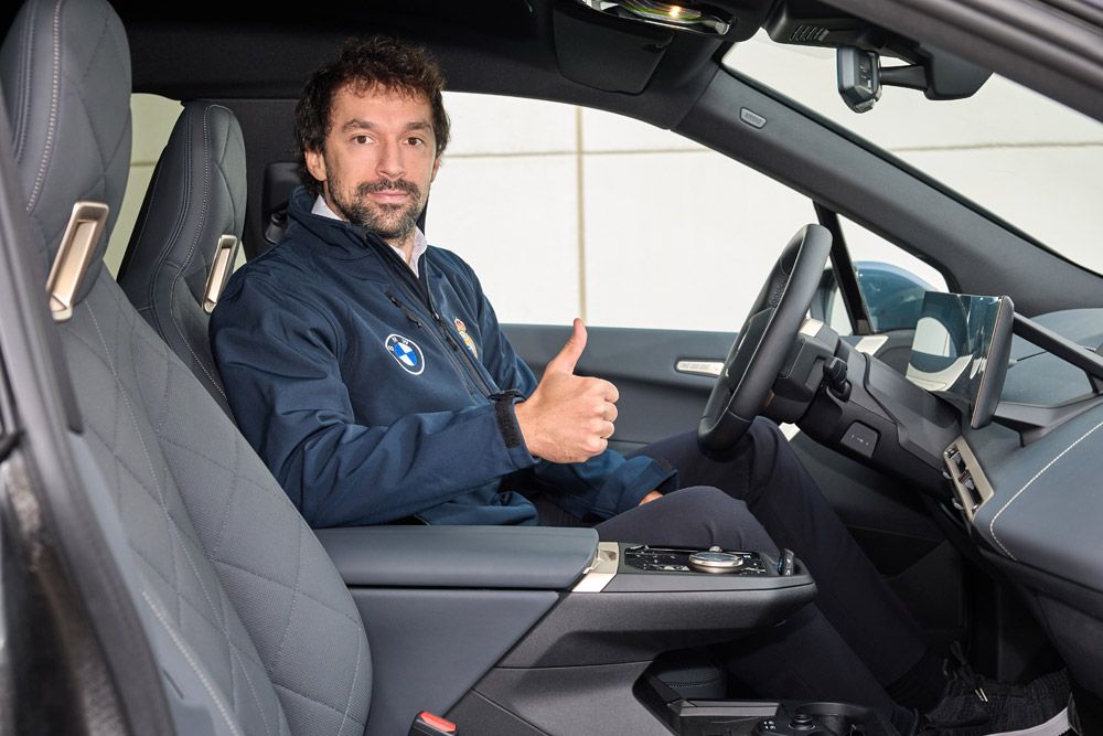 Los coches BMW eléctricos de la plantilla del Real Madrid (10)