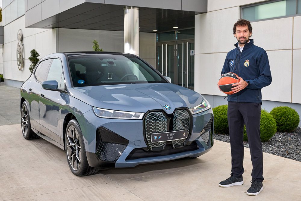 Los coches BMW eléctricos de la plantilla del Real Madrid (11)
