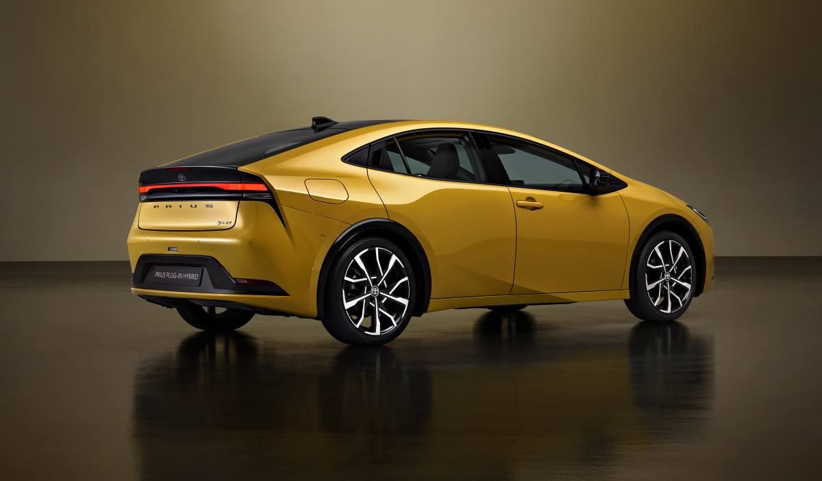 Toyota Prius 2023 1